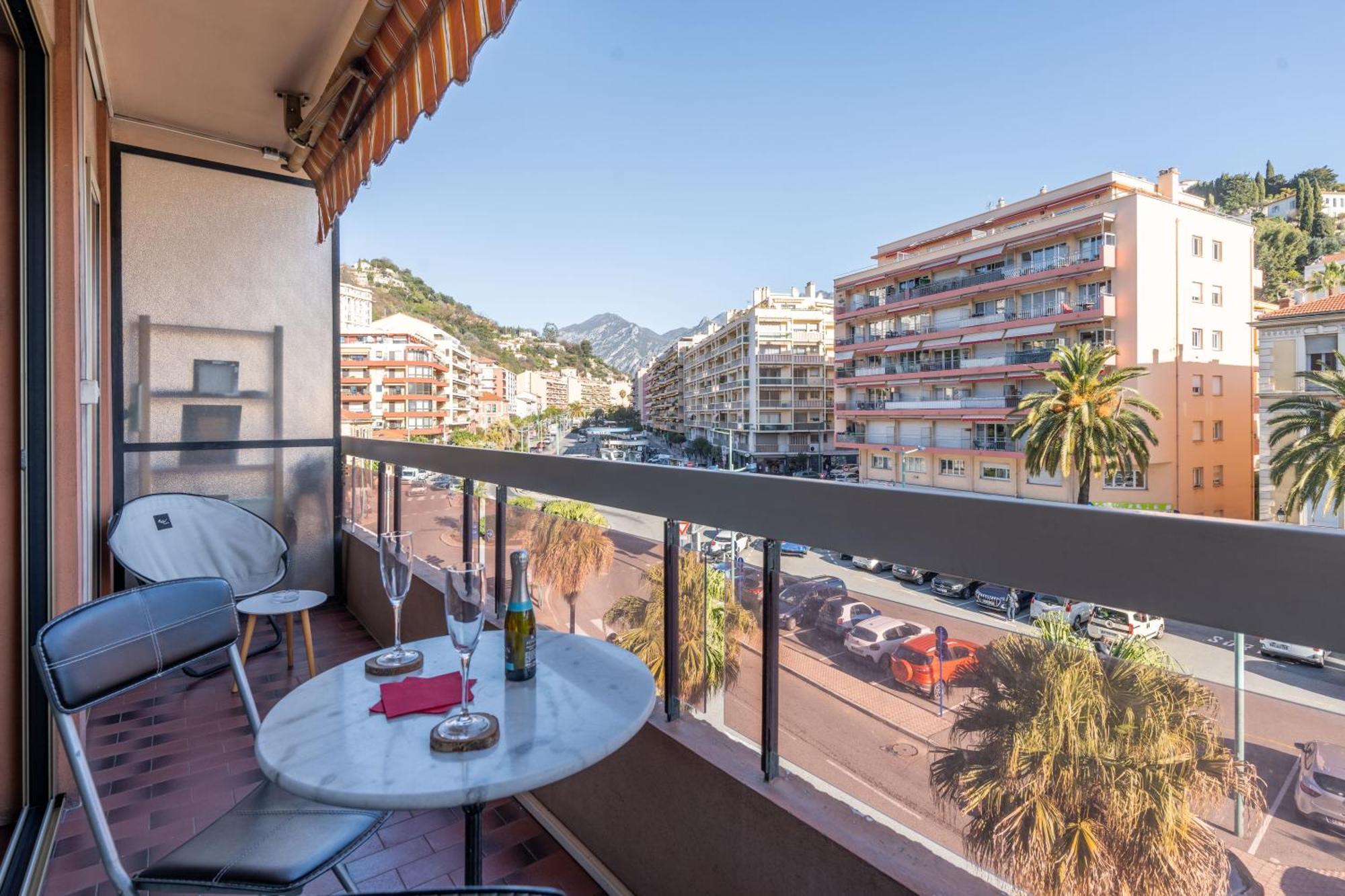 Charmant 2 pièces Climatisée Centre, Balcon et Proche Gares Menton Extérieur photo